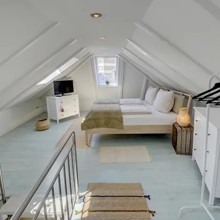 Fewo1846 - Duenengras - Elegante Maisonettewohnung Mit 3 Schlafzimmern Und Balkon * Schausende